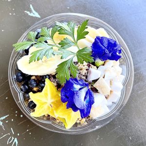 🌱 #Veganuary at a'a Roots Health Cafe in Lahaina