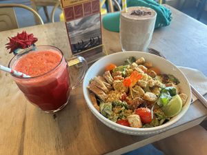Deep Roots juice — Cesar salad with tempeh — West Side Flex  at a'a Roots Health Cafe in Lahaina