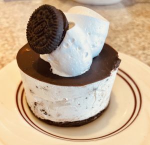 Oreo cheesecake - wow wow wow! 🤩  at VeggiEAT - Henderson in Henderson