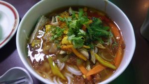 Hainanese noodles at New Green Pasture Cafe 新绿园 in Central Singapore