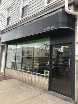 Facade at House of Flavor in Bayonne