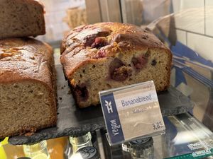 banana bread vegan  at Haferkater - Hbf Köln - Kiosk in Cologne