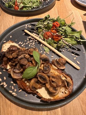   at Der Laden in Garmisch-partenkirchen