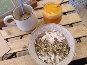 Breakfast  at mymuybueno Deli in Mallorca