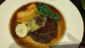 Mushroom eye fillet   at Green Man's Arms in Carlton