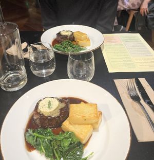 Mushroom steak  at Green Man's Arms in Carlton