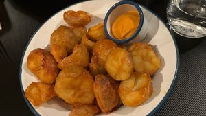 Pommes frites so crunchy!  at Green Man's Arms in Carlton