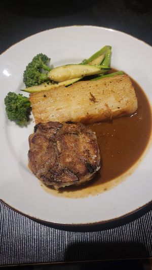 Mushroom eye fillet at Green Man's Arms in Carlton