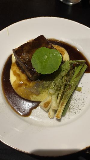 Mushroom “rib steak” looks small but was filling for me. I loved the parsnip saucee  at Green Man's Arms in Carlton