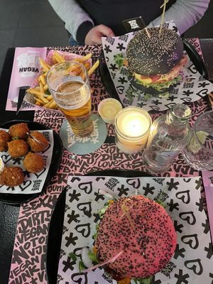 😍  at Vegan Junk Food Bar - De Pijp in Amsterdam