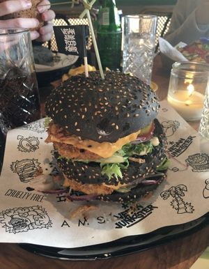 Daddy Mc Chik’n Burger at Vegan Junk Food Bar - De Pijp in Amsterdam
