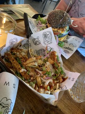 Supreme loaded fries and the Daddy McChickn at Vegan Junk Food Bar - De Pijp in Amsterdam