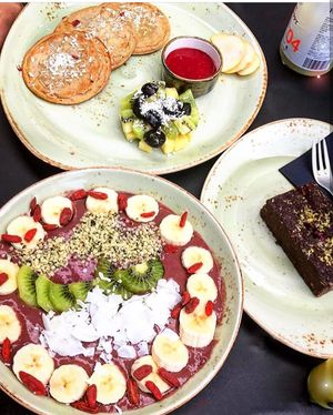 Smoothiebowl, Pancakes und Sweets im Lebeleicht Hamburg  at Lebeleicht Hamburg in Hamburg
