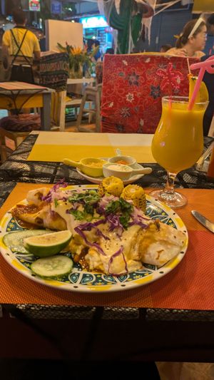 Enchilada and mango juice at Tres Amigos Mexican Cantina in Boracay