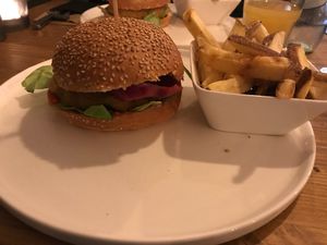 Vegan burger with fries and vegan mayo  at Eetkamer Everydays in Zwolle