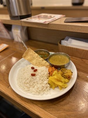 Vegan plate at Pongala in Osaka