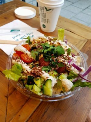 Falafel, tahini and houmous salad bowl at Fressh in Birmingham