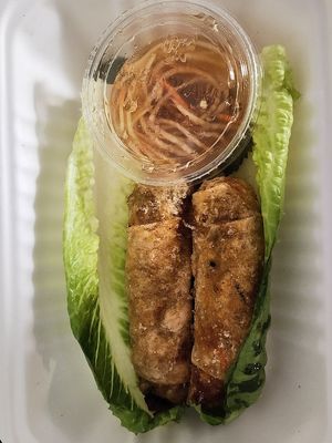 Golden roll at Sen Organic Small Plate in Richmond