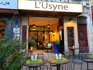 The restaurant at L'Usyne in Marseille