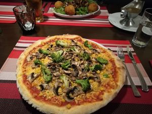 Pizza Roma at Romikulum in Trier