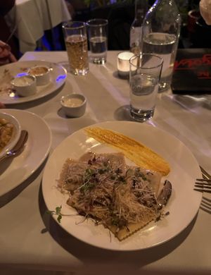   at No5nyc & The Vegoist in Astoria