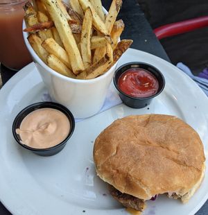 cheeseburger ($16.75) at No5nyc & The Vegoist in Astoria