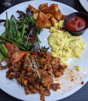 'steak and egg' ($18.75) at No5nyc & The Vegoist in Astoria