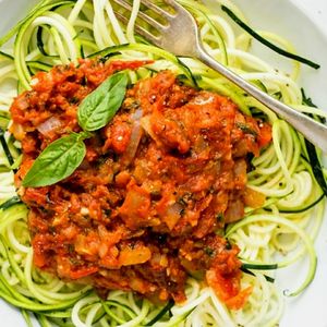 Vegan beef-less marinara zucchini noodles at No5nyc & The Vegoist in Astoria