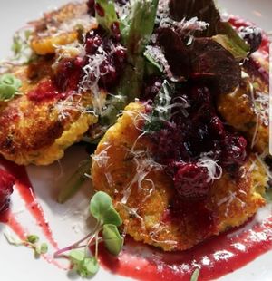 Vegan red lentil & butternut squash cakes, with blackberry salsa at No5nyc & The Vegoist in Astoria