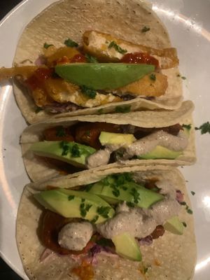 “Fish” taco, and Buffalo cauliflower tacos! 😋 yummy. Just wish the inside wasn’t fried.  at No5nyc & The Vegoist in Astoria