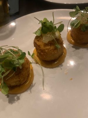 “Crab” cakes! Sooo goood!!! All vegan (:  at No5nyc & The Vegoist in Astoria