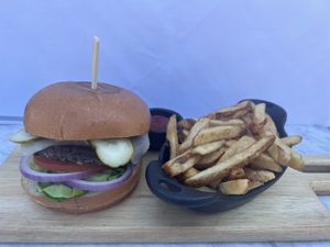  Cheeseburger LOV   at LOV in Laval