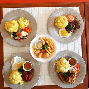 All Day Breakfast Specials  at 8tables  in Quezon City