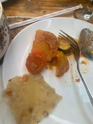 You can choose between 'Ap' which is a Roti type of a wrap or Rice with your curry at Kwetu Restaurant & Craft Shop in Maputo