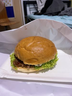 Pulled pork sandwich   at be Well in Bochum