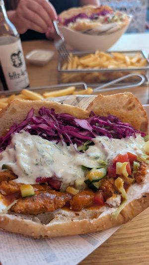 Die super leckere Gyrostasche at be Well in Bochum
