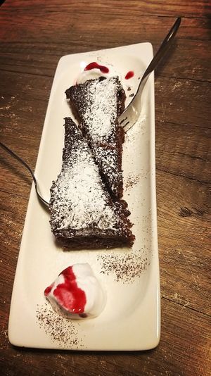 Chocolate-Peanutbutter-Cake for two at be Well in Bochum