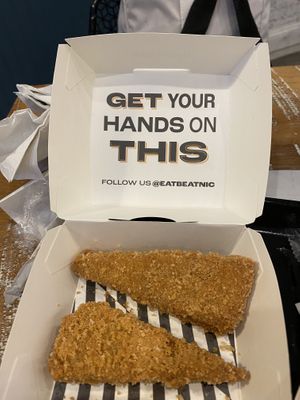 Vegan Crunchy Chiken #Veganuary at Beatnic - Rockefeller Plaza in New York City