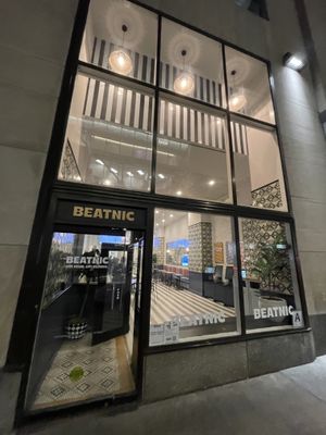  #Veganuary at Beatnic - Rockefeller Plaza in New York City
