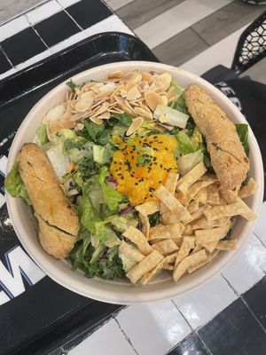 Jackfruit chicken😋 #Veganuary at Beatnic - Rockefeller Plaza in New York City