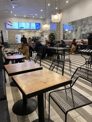 Dining area at Beatnic - Rockefeller Plaza in New York City
