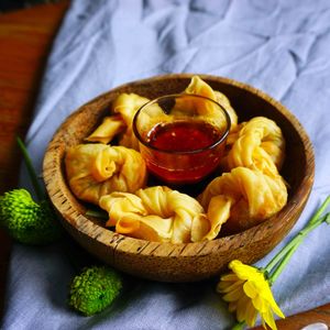 Vegan Dumpling with Sesame Ginger Dressing at Burgreens - Plaza Indonesia in 