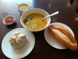 curry soup  at Hoa Sen - Nguyen Van Cu in Da Lat