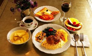 Penghu Paradise B&B- vegan food at Loving Hut Paradise Island in Penghu