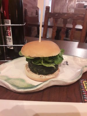 Vegan burger at FAMA Aperitif Bar in Benalmadena