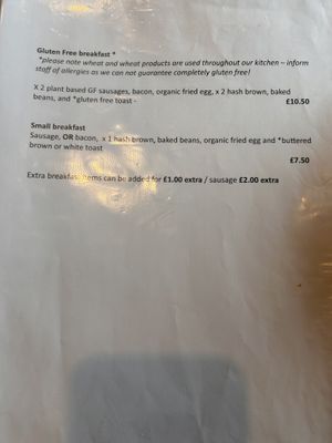 Including gluten free options ☺️  at Cletwr in Trer Ddol