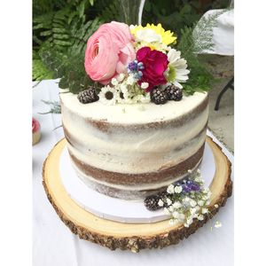 Wedding cake at Sea Salt & Cinnamon in Muncie
