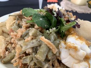 Amazing spread at Uplands PEAK Sanctuary’s PEAKsgiving! Amanda and Kyle did a phenomenal job catering. So many guests told us how amazing the food was!!! at Sea Salt & Cinnamon in Muncie