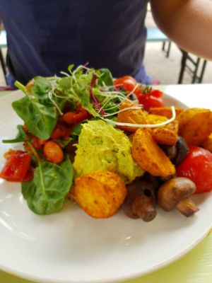 Vegan breakfast at Okere Falls Store in Rotorua
