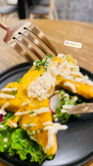 Vegan Fish Fillet (Texture) at VegFarm - Wú Guójiè Shū Shí in Taichung